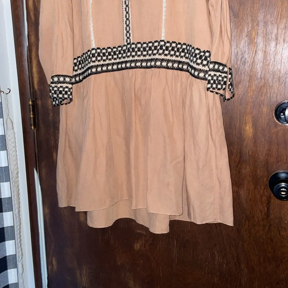 Zara blush embroidery dress - Picture 4 of 10